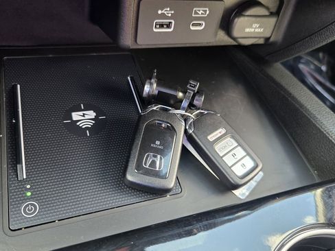 Used 2025 Honda Ridgeline Black Edition image 19