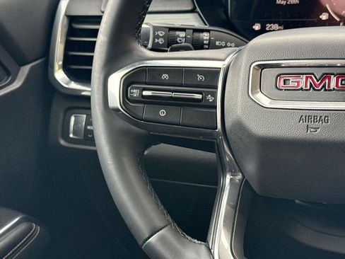 Used 2024 GMC Acadia Elevation FWD image 17