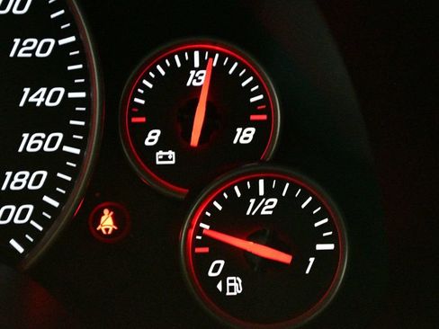 Used 2013 Chevrolet Corvette Grand Sport w/ 3LT Preferred Equipment Group image 40