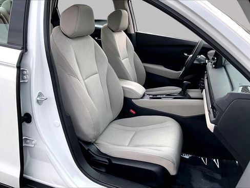 Used 2023 Honda Accord EX image 9