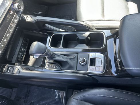 Used 2023 Kia Telluride S w/ S Sunroof Package FWD image 21