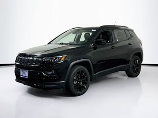 Used 2022 Jeep Compass Latitude w/ Sun and Sound Group AWD/4WD video 1
