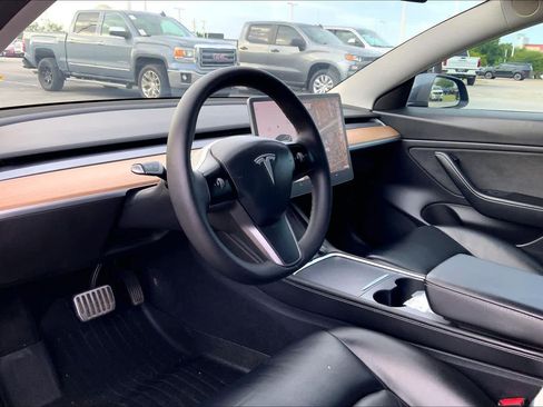 Used 2021 Tesla Model 3 Long Range AWD/4WD image 15