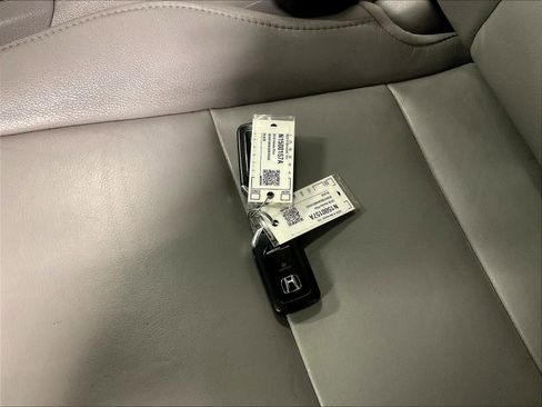 Used 2016 Honda Pilot EX-L image 31