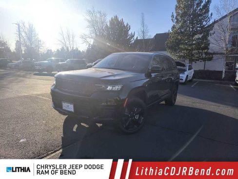 New 2025 Jeep Grand Cherokee L Laredo AWD/4WD image 1