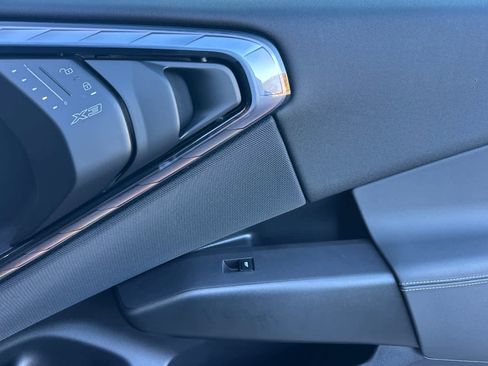 Used 2025 BMW X3 xDrive30i w/ Premium Package image 19