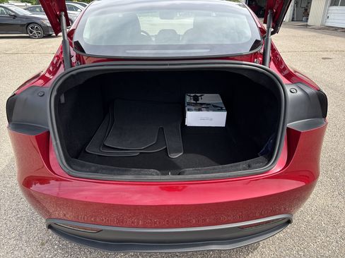 Used 2025 Tesla Model 3 Long Range AWD/4WD image 8