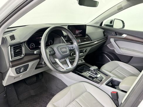 Used 2023 Audi Q5 2.0T Premium Plus w/ Premium Plus Package AWD/4WD image 4
