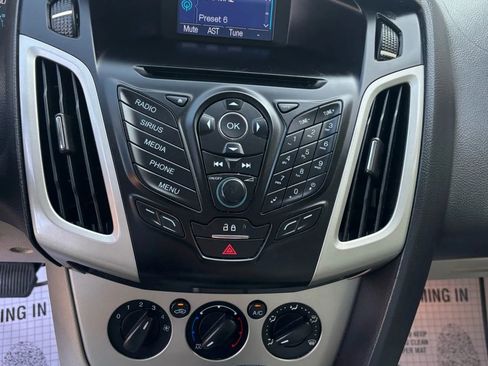 Used 2014 Ford Focus SE image 15