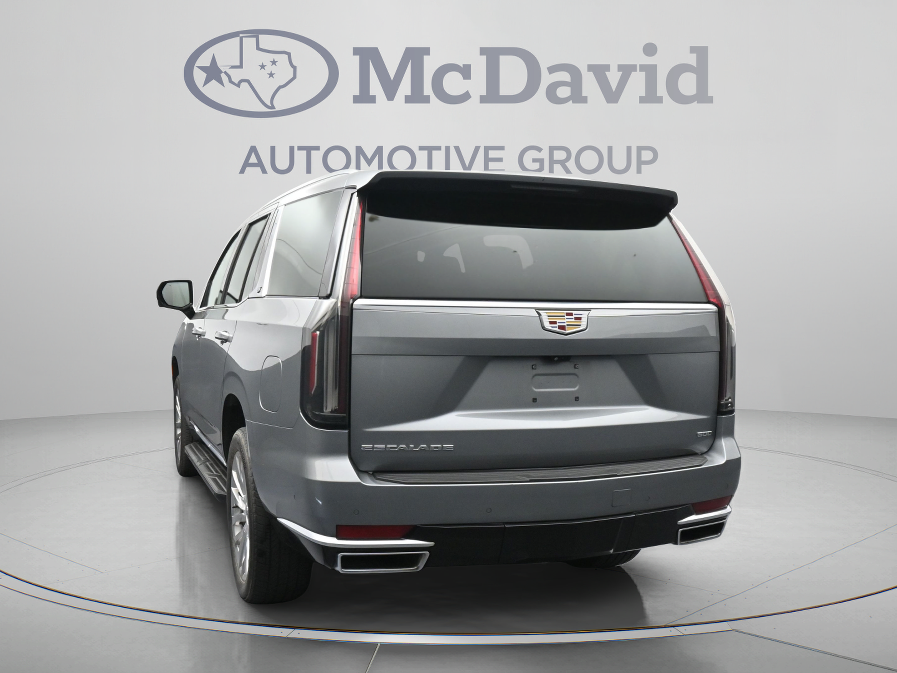 Used 2023 Cadillac Escalade Premium Luxury AWD/4WD image 7