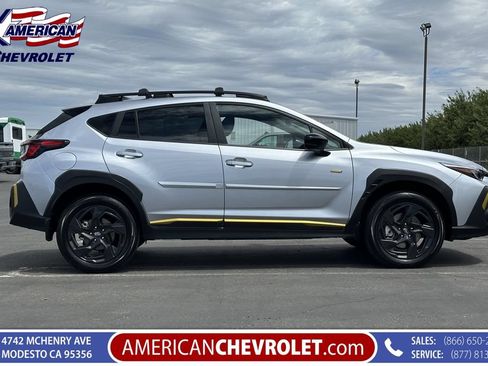 Used 2025 Subaru Crosstrek 2.5i Sport AWD/4WD image 3