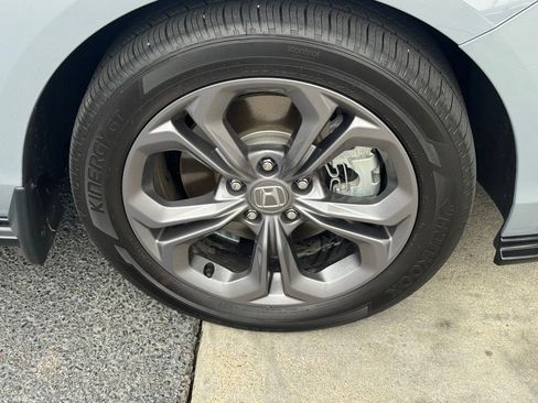 Used 2025 Honda Accord EX-L image 15