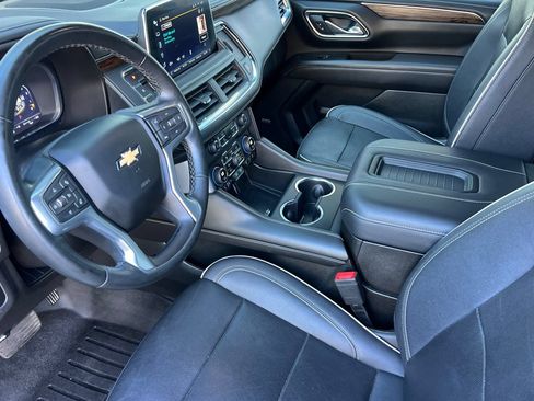 Used 2023 Chevrolet Suburban Premier AWD/4WD image 11