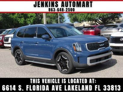 Used 2023 Kia Telluride EX w/ EX Captain's Chair Package