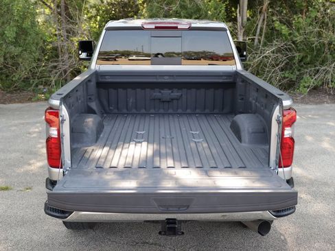 Used 2024 Chevrolet Silverado 2500 LT AWD/4WD image 26