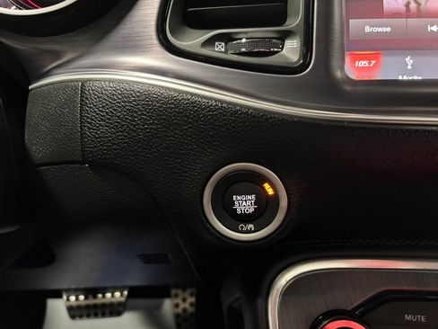 Used 2018 Dodge Challenger Scat Pack RWD image 23