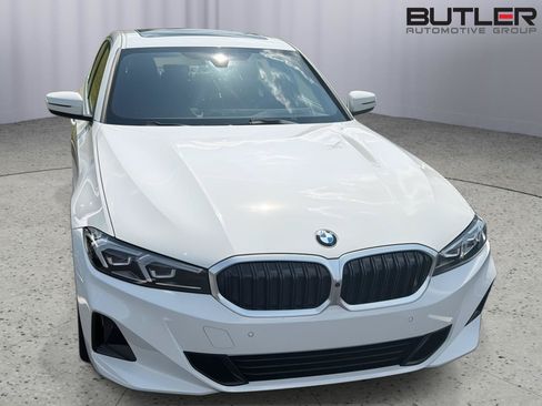 Certified 2025 BMW 330i Sedan w/ Premium Package RWD image 5