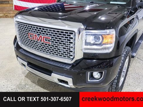 Used 2015 GMC Sierra 2500 Denali w/ Duramax Plus Package AWD/4WD image 26
