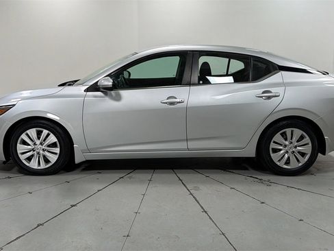 Used 2020 Nissan Sentra S image 8