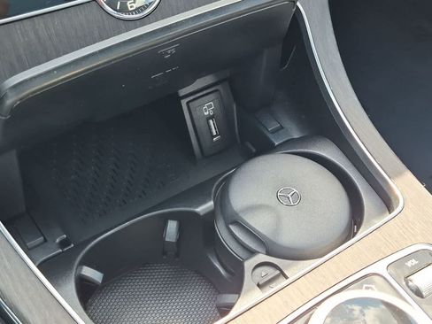 Used 2019 Mercedes-Benz C 300 4MATIC Sedan image 30