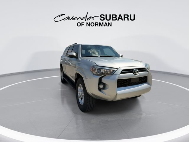 Used 2022 Toyota 4Runner SR5 Premium AWD/4WD image 3