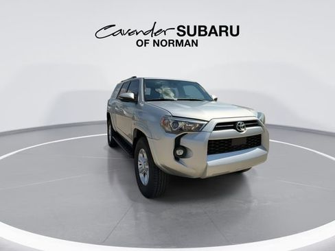 Used 2022 Toyota 4Runner SR5 Premium AWD/4WD image 3