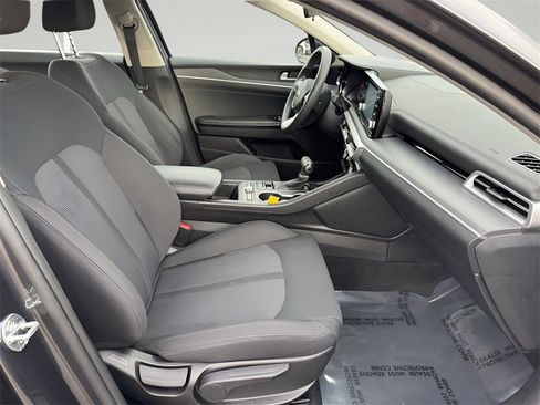 Used 2021 Kia K5 LXS image 24