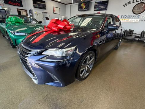 Used 2016 Lexus GS 200t image 36