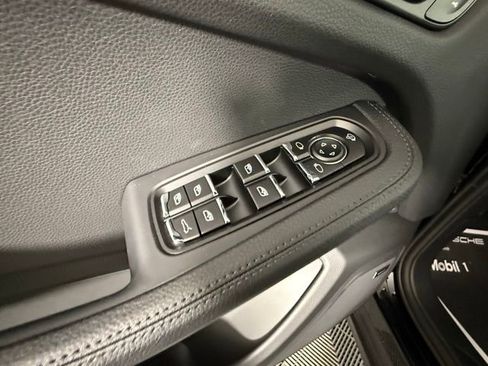 New 2025 Porsche Macan image 26