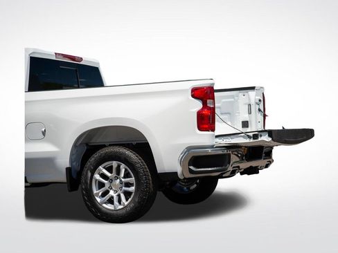 New 2026 Chevrolet Silverado 1500 LT w/ Z71 Off-Road Package AWD/4WD image 10