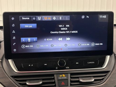 Used 2024 Nissan Altima 2.5 SV w/ SV Premium Package AWD/4WD image 39