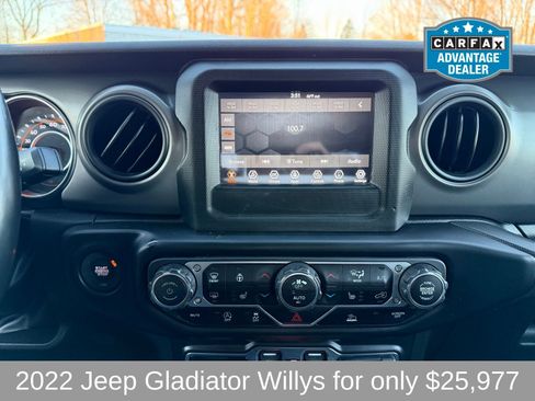 Used 2022 Jeep Gladiator Willys image 14