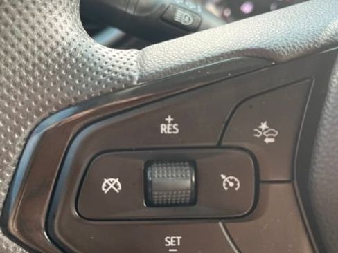 Used 2023 Chevrolet TrailBlazer LS FWD image 17