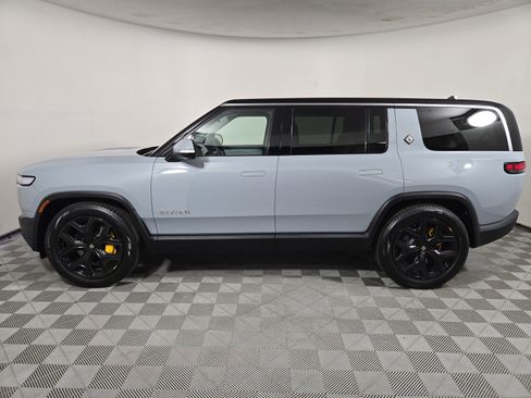 Used 2024 Rivian R1S Adventure AWD/4WD image 2