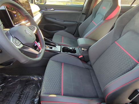 New 2026 Volkswagen Golf SE image 16