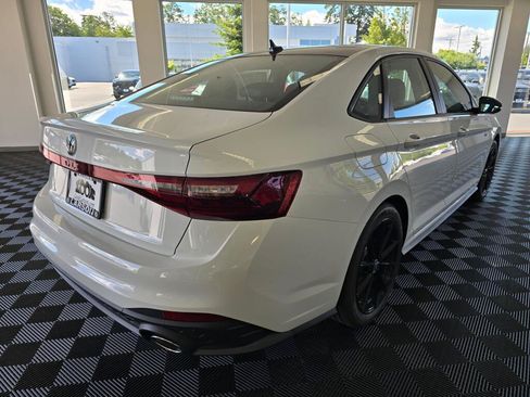 New 2026 Volkswagen Jetta GLI Autobahn FWD image 3