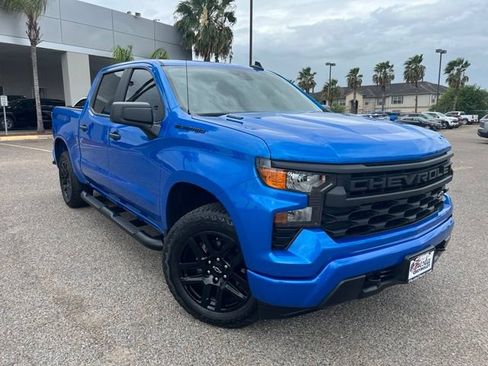 Used 2026 Chevrolet Silverado 1500 Custom w/ Turbomax Blackout Package RWD image 1