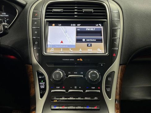 Used 2019 Lincoln Nautilus Reserve w/ Ultimate Package image 9