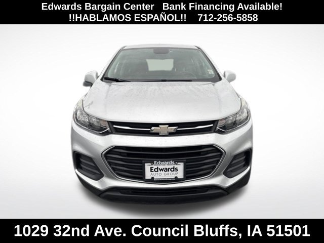 Used 2018 Chevrolet Trax LS FWD image 2