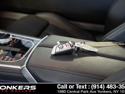 Used 2022 BMW M850i xDrive Coupe AWD/4WD image 30