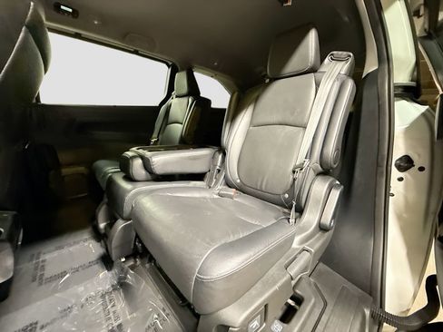 Used 2023 Honda Odyssey Touring image 22