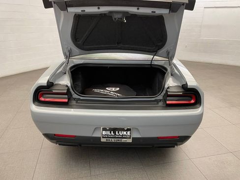 Used 2022 Dodge Challenger SRT Hellcat w/ Plus Package RWD image 23