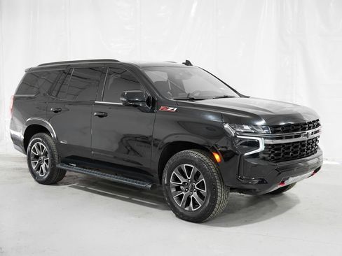 Used 2022 Chevrolet Tahoe Z71 w/ Z71 Off-Road Package AWD/4WD image 8
