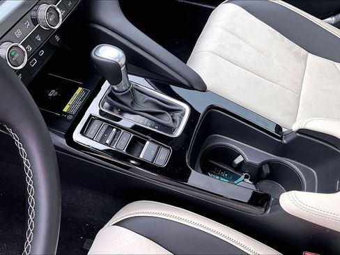 Used 2025 Acura Integra A-Spec image 18