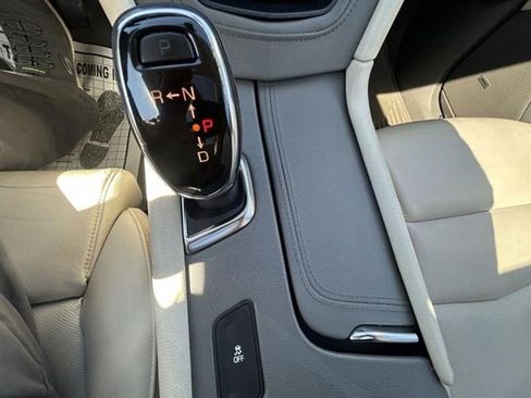 Used 2017 Cadillac XT5 Luxury w/ Driver Awareness Package image 14