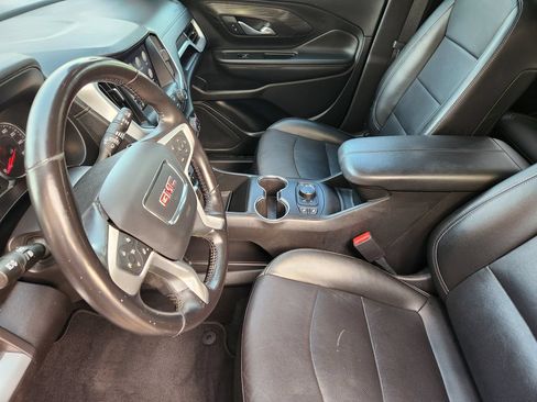 Used 2022 GMC Terrain SLT FWD image 12