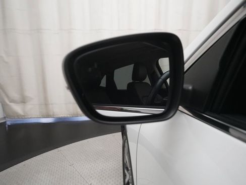 Used 2020 Ford Escape Titanium AWD/4WD image 25