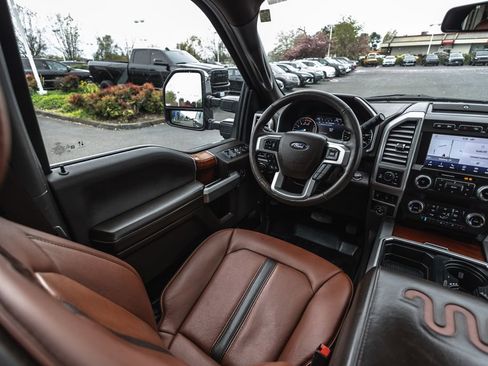 Used 2021 Ford F250 King Ranch w/ King Ranch Ultimate Package AWD/4WD image 29