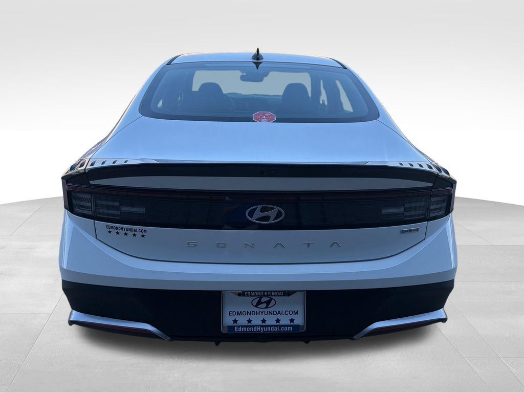 New 2026 Hyundai Sonata Blue FWD image 5