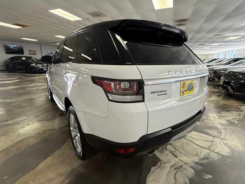 Used 2017 Land Rover Range Rover Sport HSE AWD/4WD image 7